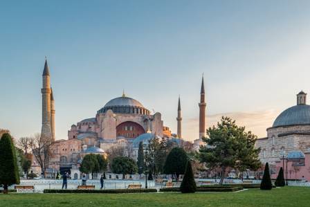 Top 10 Most Iconic Buildings in the World
