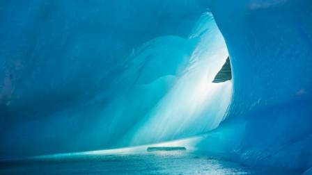 Your Guide to Iceland’s Ice Cave Tours