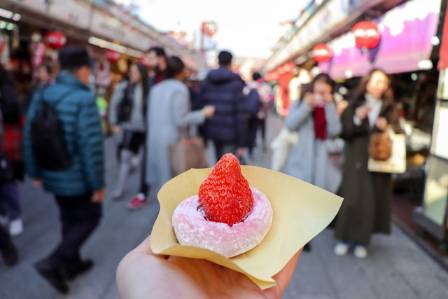 Simple Homemade Strawberry Daifuku: A Guide to the Perfect Japanese Treat